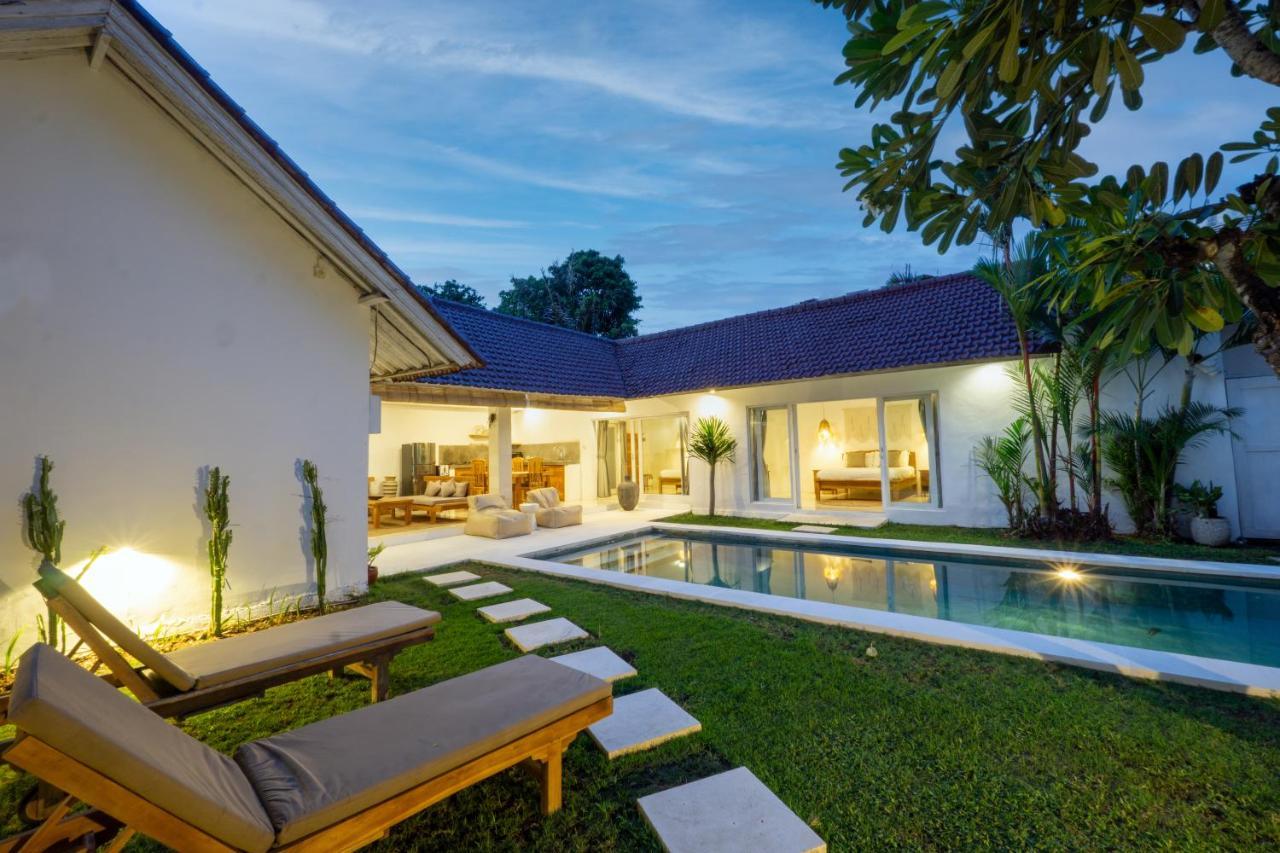 Villa Pagu Seminyak  Exterior photo